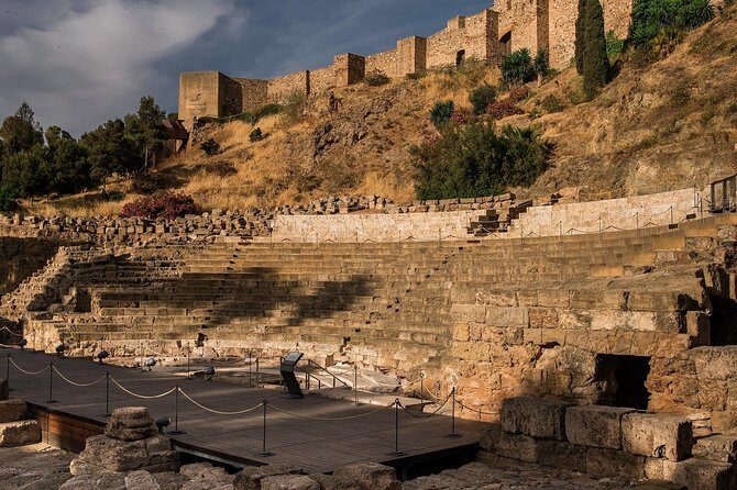 1.5-Hour Roman Theater and Alcazaba Castle Walking Tour - Timing, meeting point flow, and weather reality