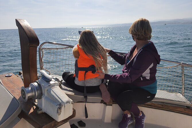 2 h Estepona Bay Tour - Boarding at Puerto de Estepona: Simple, Local, and Easy to Find