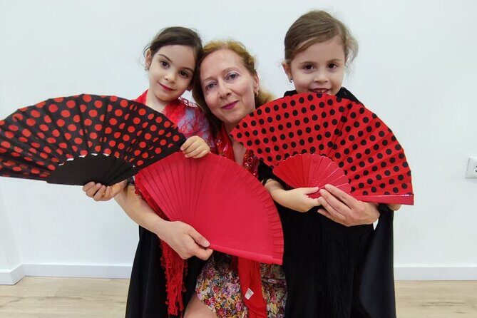 45 minutes flamenco dance class for family in Málaga - Price and Value: Is $47 Worth a 45-Minute Family Lesson?