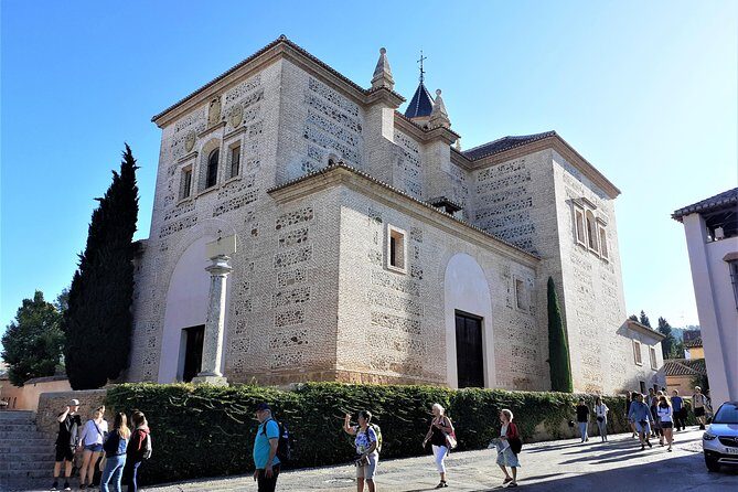 Alhambra Private Tour Hotel or Shore Pickup in Marbella or Malaga - Alcazaba and the Fortification Feel: Military Logic in Stone