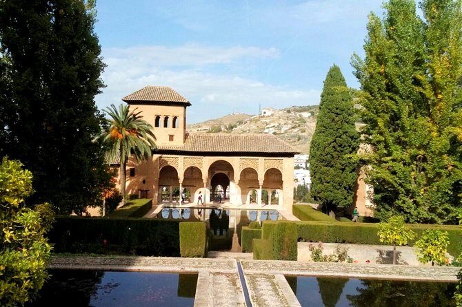Alhambra Private Tour Hotel or Shore Pickup in Marbella or Malaga - How the Alhambra Became a Royal Palace (and Why You’ll Appreciate the Context)