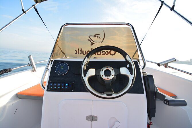 Alquiler de barco sin titulacion en Malaga - A simple sailing day near Málaga: what the time feels like
