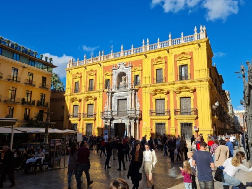 Audioguide City Walk Malaga for cruises (German & English) - Key highlights at a glance