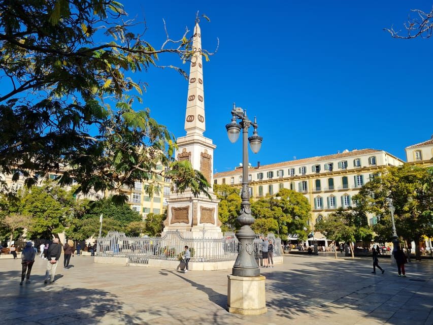 Audioguide City Walk Malaga for cruises (German & English) - Pace, Photos, and Detours in Malaga’s Streets