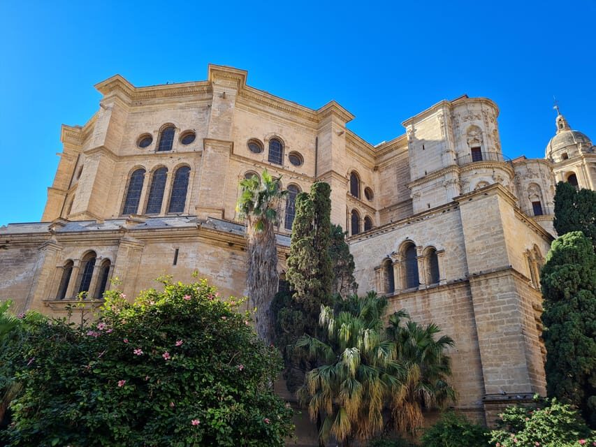 Audioguide City Walk Malaga for cruises (German & English) - Practical Setup: App Download, Voucher Email, and Getting Ready