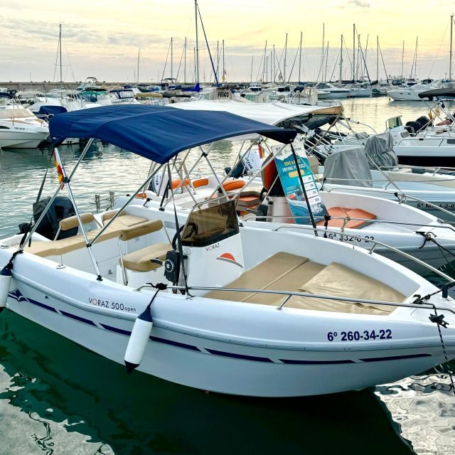 Benalmádena: Alquiler de barcos sin licencia Costa del Sol - Anchor Drops, Beach Stops, and Real Swim-and-Snorkel Time