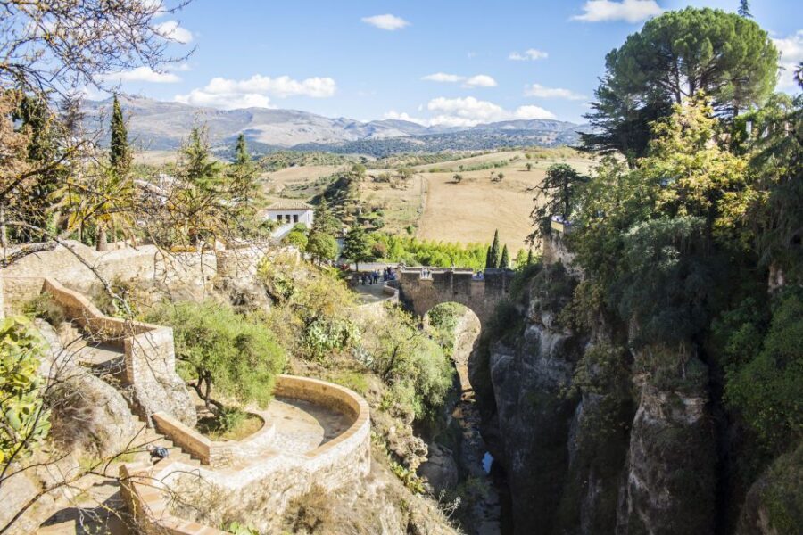 Best of Ronda: Guided Tour from Málaga - Walking Ronda’s Old Town With an Expert Guide