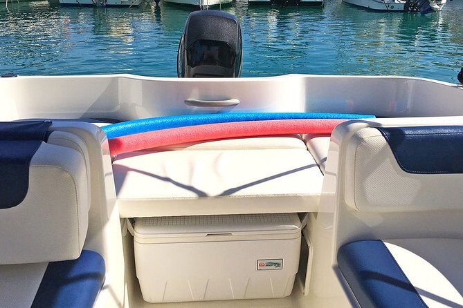 Boat rental Bayliner 60 cv 1/2 day - The Boat Setup: Bayliner 60 CV and What That Means for Your Comfort