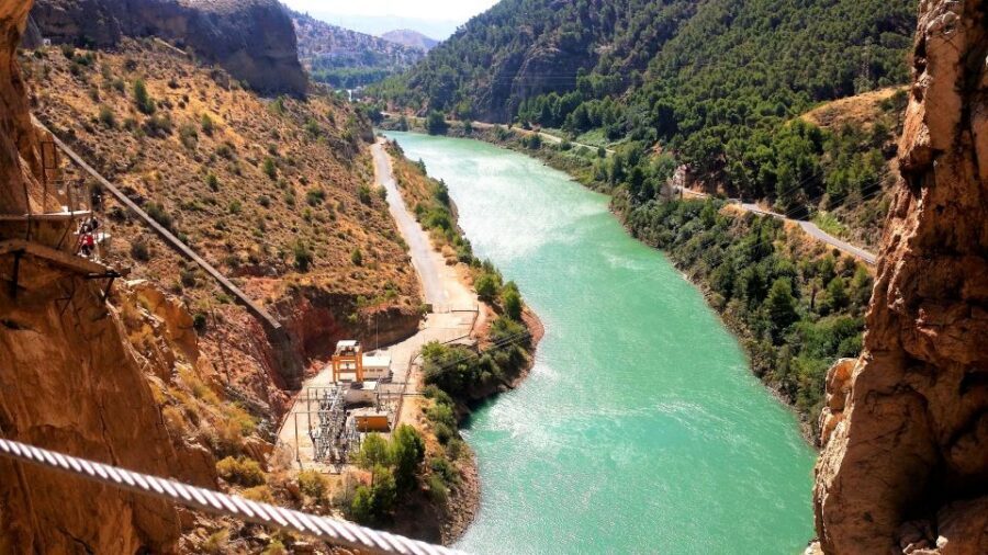 Caminito del Rey private tour from Costa del Sol - Gaitanejos & Gaitanes Ravines, Hanging Bridge Moment