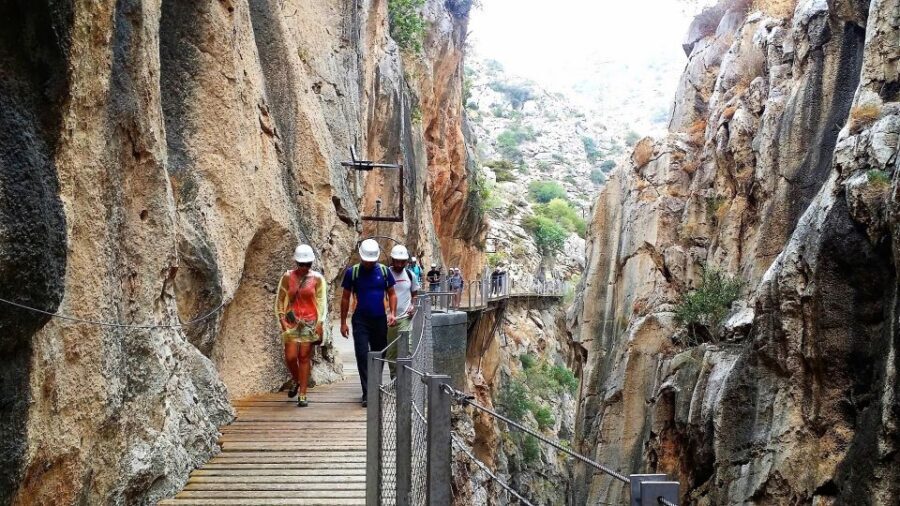 Caminito del Rey private tour from Costa del Sol - The Hoyo Valley Stop: Nature, Rock Formations, and a Breather