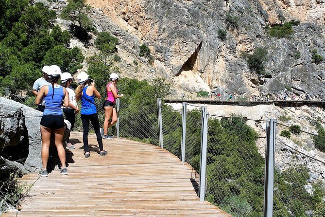 Caminito del Rey Private Walking Tour - Finish near El Chorro: how the return works (and what it costs)