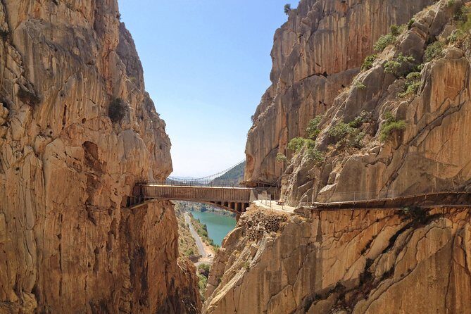 Caminito del Rey Small Group Tour from Malaga with Picnic - Getting to Caminito from Malaga: the van ride and the small-group advantage