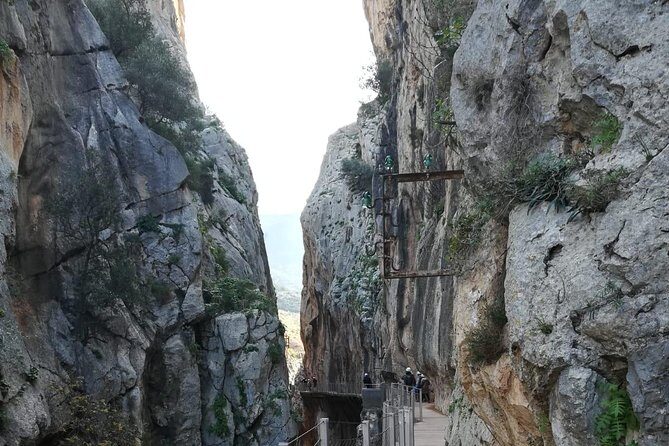 Caminito del Rey Trekking Walkway - The guided Caminito section: what 100m up feels like