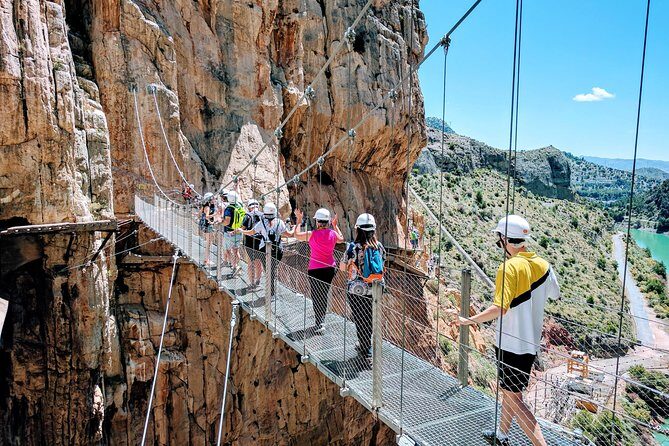 Caminito del Rey Trekking Walkway - Comfort checklist: shoes, weather, and what not to bring