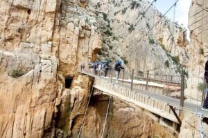 Caminito del Rey with Pickup from Malaga City - Getting started right: Malaga meeting point and the ride out