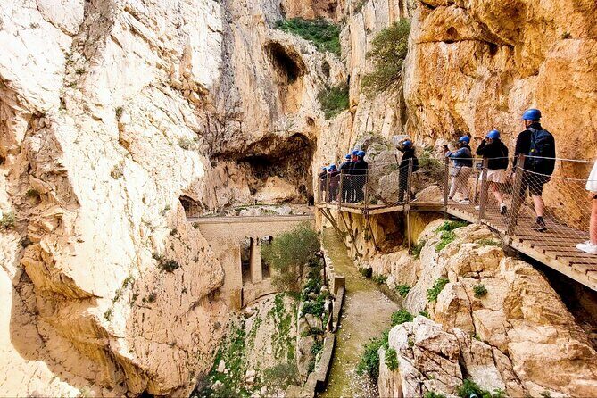 Caminito del Rey with Pickup from Nerja, Torrox and Torre del Mar - Gaitanes Natural Park Views: What the Guide Actually Helps With