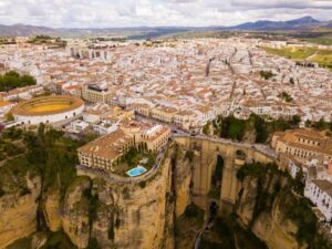 Costa del Sol: Day Trip to Ronda and Setenil - Setenil de las Bodegas: White Houses Built Into the Cliffs