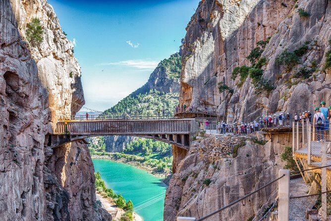 Dare to take a walk along the Caminito del Rey path private tour from Malaga - After the hike: optional typical lunch nearby