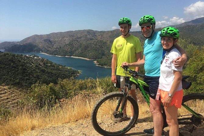 E-Mountain Bike Explorer Tour departing from Marbella - The short stop in Istán: why 30 minutes feels like a win