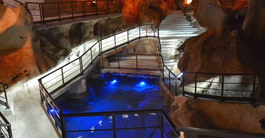 Explore Málaga and the Treasure Caves by Electric Car - Electric-Car City Sightseeing: A Better Way to See Málaga