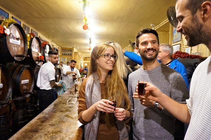 Flamenco, Tapas and Wine Tour: Best of Málaga in one Evening - Why This 4-Hour Málaga Evening Works So Well