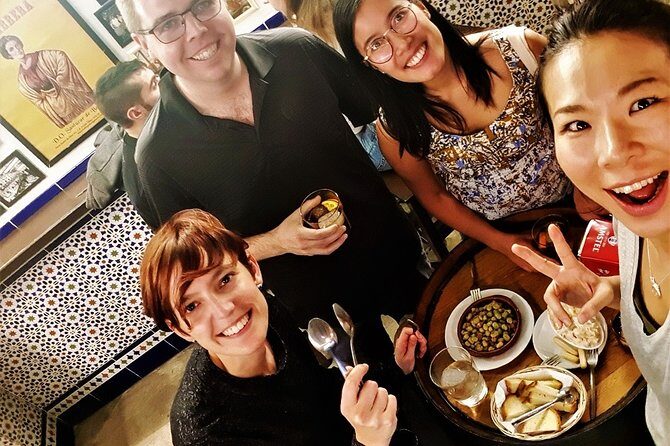 Flamenco, Tapas and Wine Tour: Best of Málaga in one Evening - What Your Guide Actually Adds (Beyond Pointing Directions)