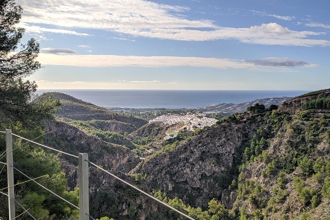Frigiliana Small-Group Hike and Wine Tasting Tour from Malaga - Frigiliana at the End: Stroll Time in a Famous Village
