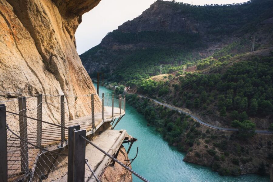 From Costa del Sol: Caminito del Rey Day Trip - The walk itself: 7.7 km, 3 hours, and what to notice