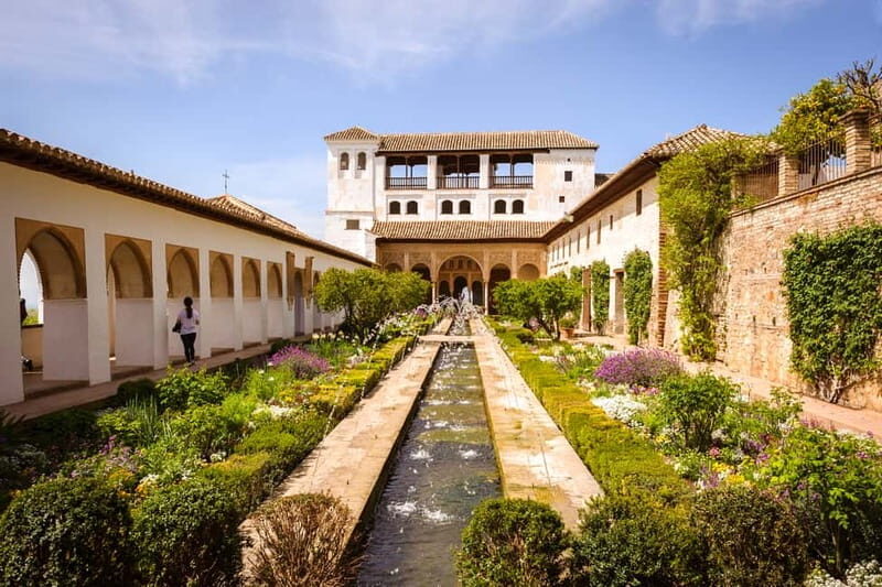 From Costa del Sol: Granada Full-Day Tour - Granada on your own (with free-tour options): Albaicín views and tapas time