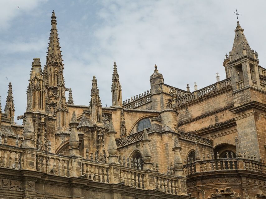 From Costa del Sol: Guided Tour of Seville - Bus and pacing reality: comfort is fine, clarity matters