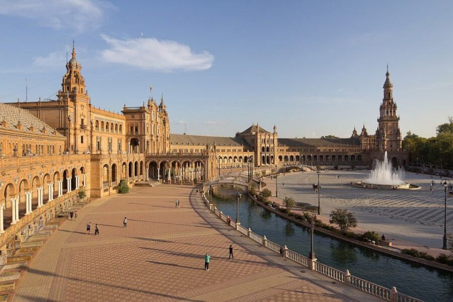 From Costa del Sol: Guided Tour of Seville - Should you book this guided Seville day?