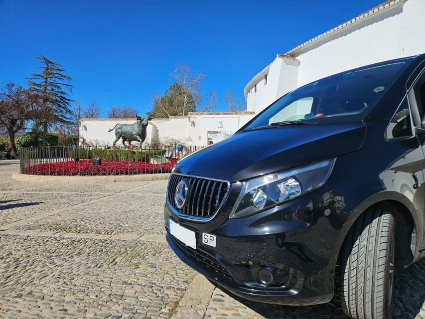 From Costa del Sol: Private Ronda Tour - Free time and shopping: how to use that 1-hour break well