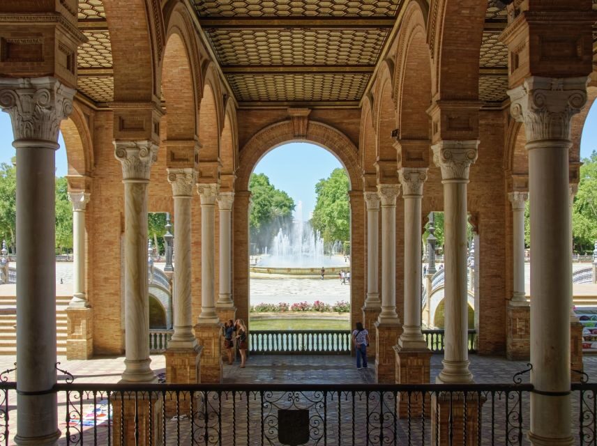 From Costa del Sol: Sevilla Day Trip with Real Alcázar Tour - Cathedral of Seville and Giralda: the included “big moment”