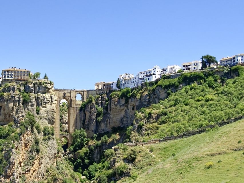 From La Costa del Sol: Ronda & Setenil Free Time - The coach ride from La Costa del Sol: how the timing and scenery play out