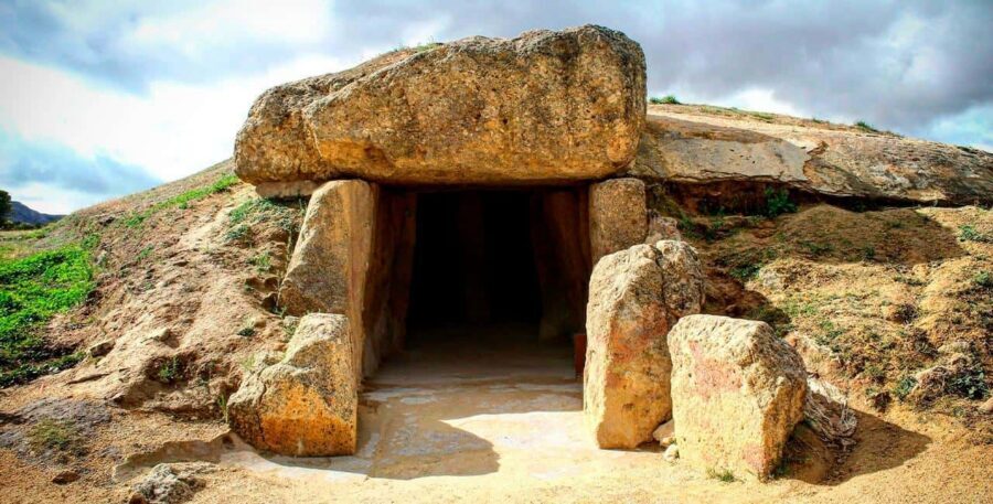 From Málaga: Caminito del Rey & Antequera: Dolmens and free time - Antequera’s Dolmens: the UNESCO site that explains why this place matters