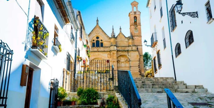 From Málaga: Caminito del Rey & Antequera: Dolmens and free time - What to pack and what to avoid (so you don’t lose time)
