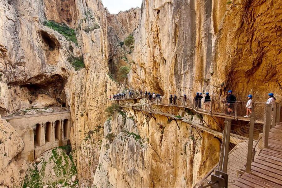 From Málaga: Caminito del Rey Guided Day Trip - Who This Tour Suits Best (and Who Should Skip)