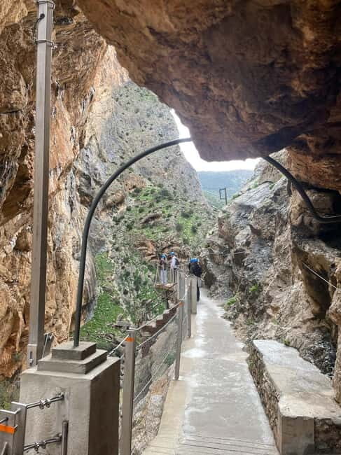 From Malaga: Caminito del Rey guided tour + round-trip transportation - Price and Value: What $68 Includes (and What That Avoids)