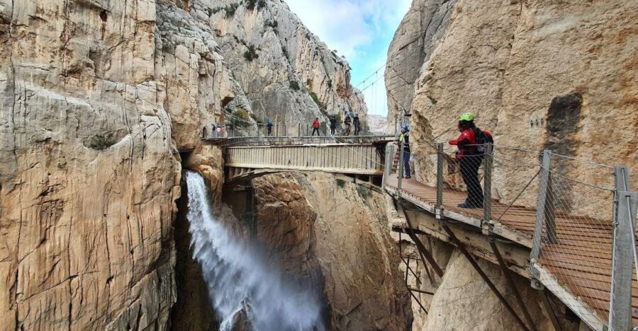 From Malaga: Caminito del Rey/White Village Tour & Tapas - Álora and Caminito del Rey in One Big Day