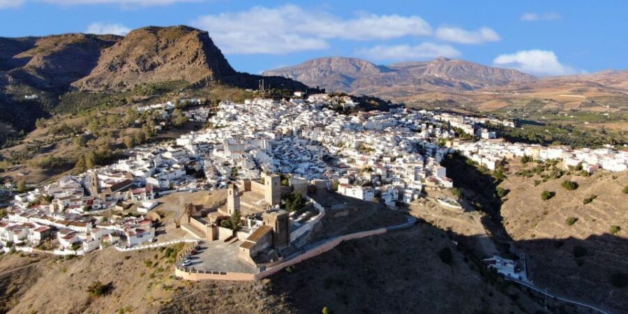 From Malaga: Caminito del Rey/White Village Tour & Tapas - Álora White Village Tour: Church, Museum, and Viewpoints