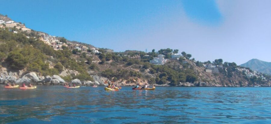 From Málaga: Cliffs of Maro-Cerro Gordo Guided Kayaking Tour - Getting From Málaga to La Herradura in an Air-Conditioned Coach
