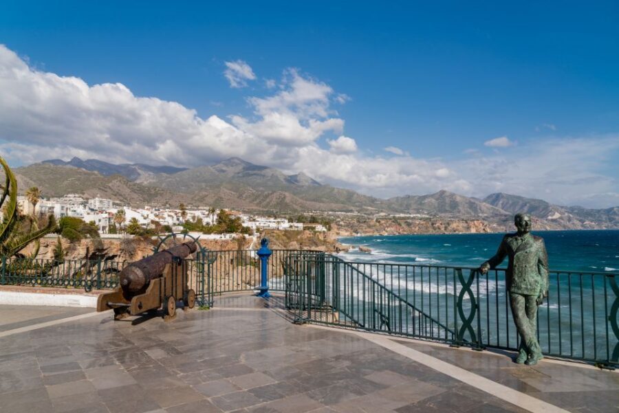 From Málaga /Costa del Sol: Trip to Nerja & Frigiliana - Getting Picked Up Around Málaga (and Why It Takes Time)