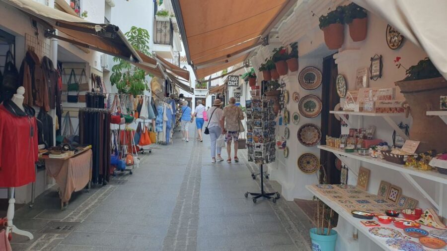 From Málaga: Marbella, Mijas y Puerto Banús Guided Tour - Setting off from Málaga: this tour runs on comfort and timing