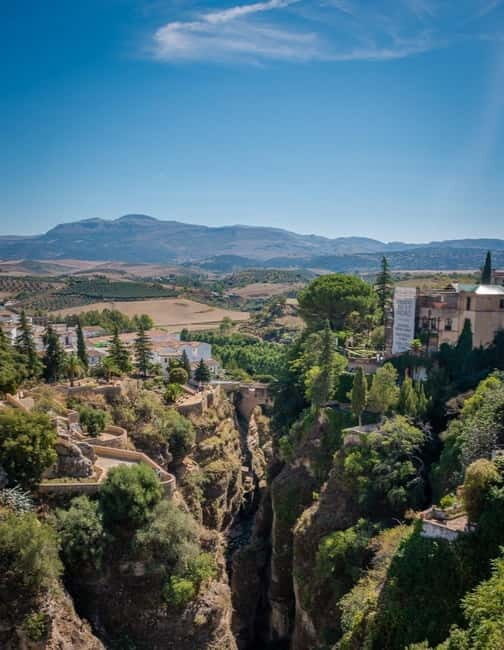 From Malaga: Ronda & Setenil de las Bodegas Guided Day Trip - What to Wear, What to Bring, and What to Expect on Foot