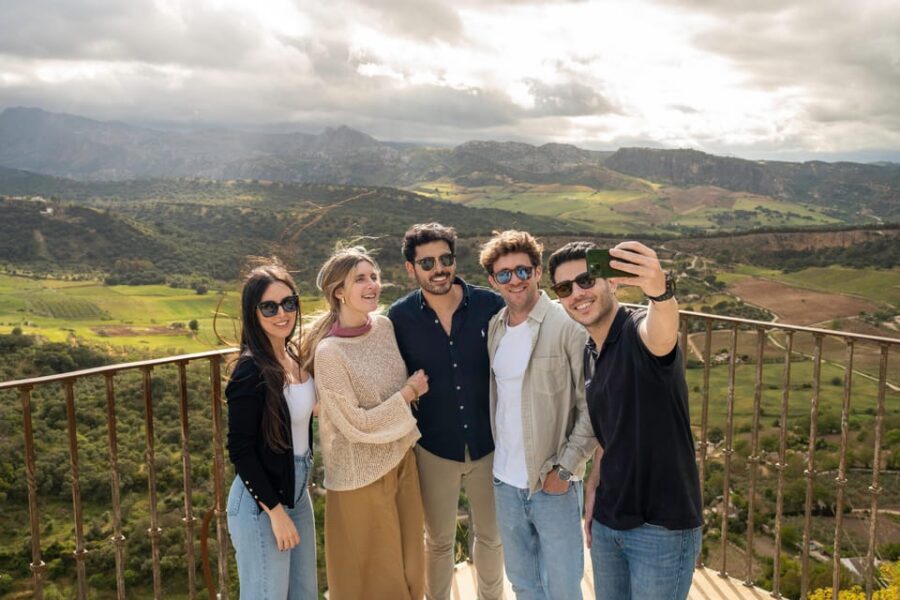 From Málaga: Ronda, Wine & Olive Oil Tasting Small Group - Should you book the Málaga to Ronda wine and olive oil small-group tour?