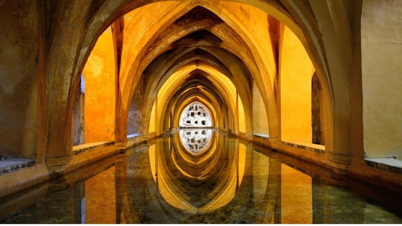 From Malaga: Seville Day Trip with Real Alcázar Tickets - Plaza de España: photo time, big scale, and quick perspectives