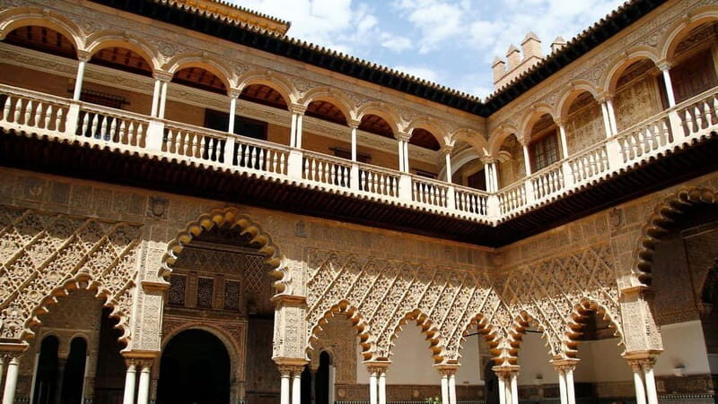 From Malaga: Seville Day Trip with Real Alcázar Tickets - Gardens and fountains: what to do when the palace tour ends