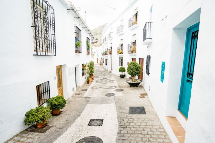 From Málaga: Skip-the-Line Nerja Cave and Frigiliana - Quick Take