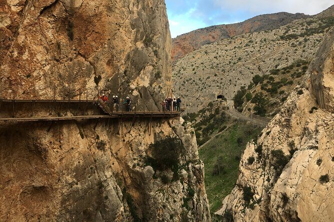 Full Day Walking Tour to Caminito del Rey - Ardales stop: a short break that keeps the day from dragging