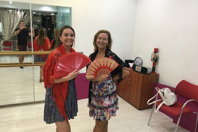 Fun, fast, flamenco: learn to dance flamenco rumba in 45 minutes - Who should book this flamenco rumba class (and who might think twice)